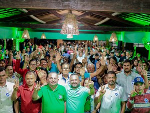 Bastinho ouve reivindicações de agricultores e comerciantes de Taquarana