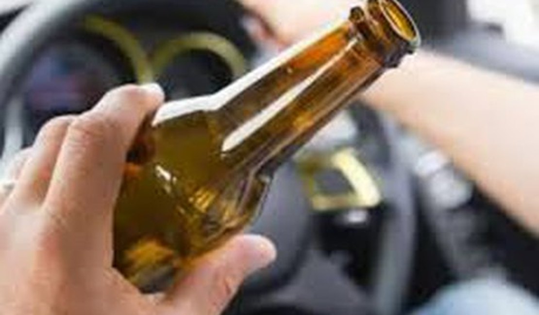 Condutor é flagrado dirigindo embriagado em São Luís do Quitunde