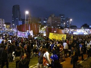 Em ato na Avenida Paulista, manifestantes pedem novas eleições
