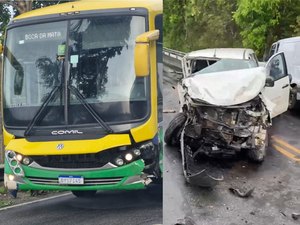 Colisão envolvendo caminhonete, ônibus e van é registrada na Ladeira do Catolé