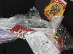 [Vídeo] PF apreende dinheiro vivo e placa de veículo durante operação em AL