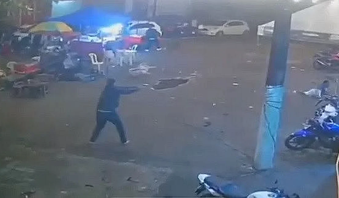 Suspeitos de matar homem em frente a famosa casa de shows de Maceió é preso