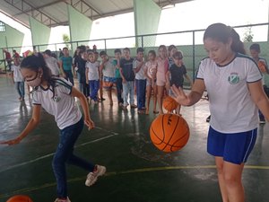 Escolas em tempo integral ganham projeto esportivo com diversas modalidades