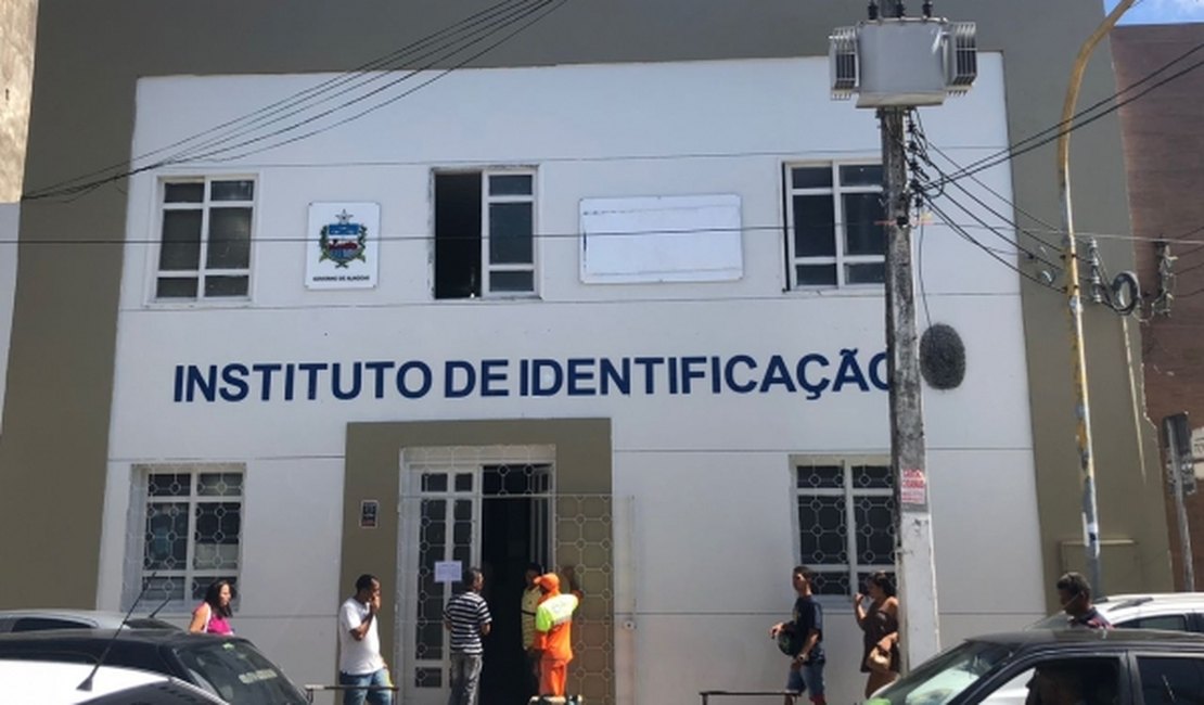 Jovem é preso com documento falso na sede do Instituto de Identificação