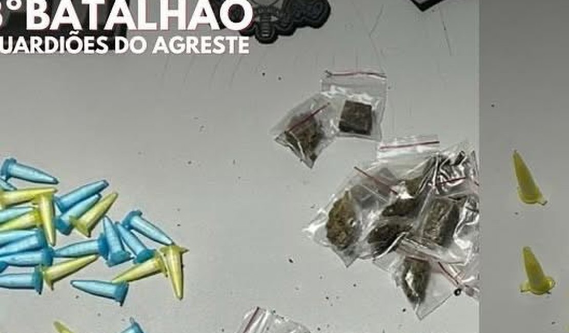 Polícia Militar prende suspeitos de tráfico no bairro Canafístula, em Arapiraca