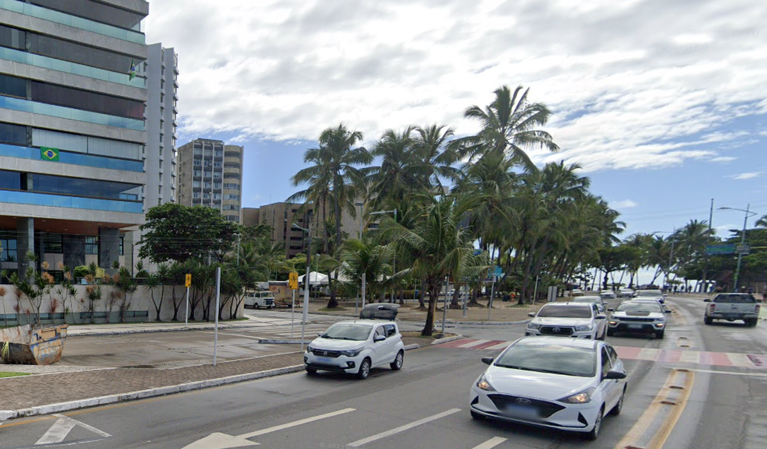 Avenida Silvio Viana é interditada para montagem de palco