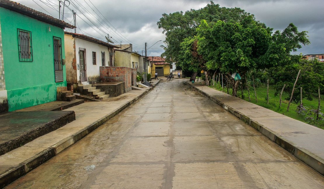 Prefeitura de Penedo finaliza obras de pavimentação na Vila Santa Clara