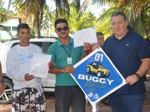 Prefeitura de Porto de Pedras faz ordenamento do turismo de buggys