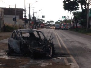 Corpo de motorista carbonizado será identificado por arcada dentária, diz IML