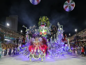 Carnaval 2026: saiba quanto ganham os jurados do Rio de Janeiro