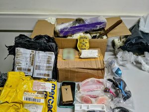 Mulher é presa com drogas após investigação da Receita Federal em Alagoas