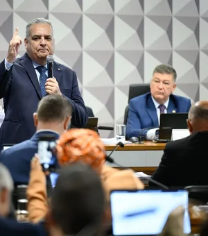 Após bate-boca, Alfredo Gaspar diz que processará Lindbergh Farias