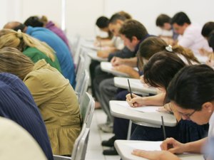 Prefeitura anuncia concurso com mais de 250 vagas para este ano