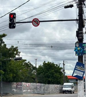 SMTT de Arapiraca moderniza semáforos com fabricação própria de equipamentos