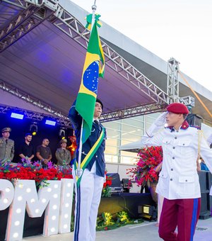 Colégio da Polícia Militar de Arapiraca celebra formatura de concluintes do Ensino Médio