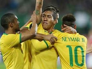 Com gol de Firmino, Brasil bate o México e chega as quartas de final
