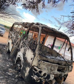 Denúncia aponta que incêndio de ônibus em Belo Monte foi por vingança política