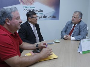 Centro de conciliação na Cooperativa Sicredi realiza primeiras audiências