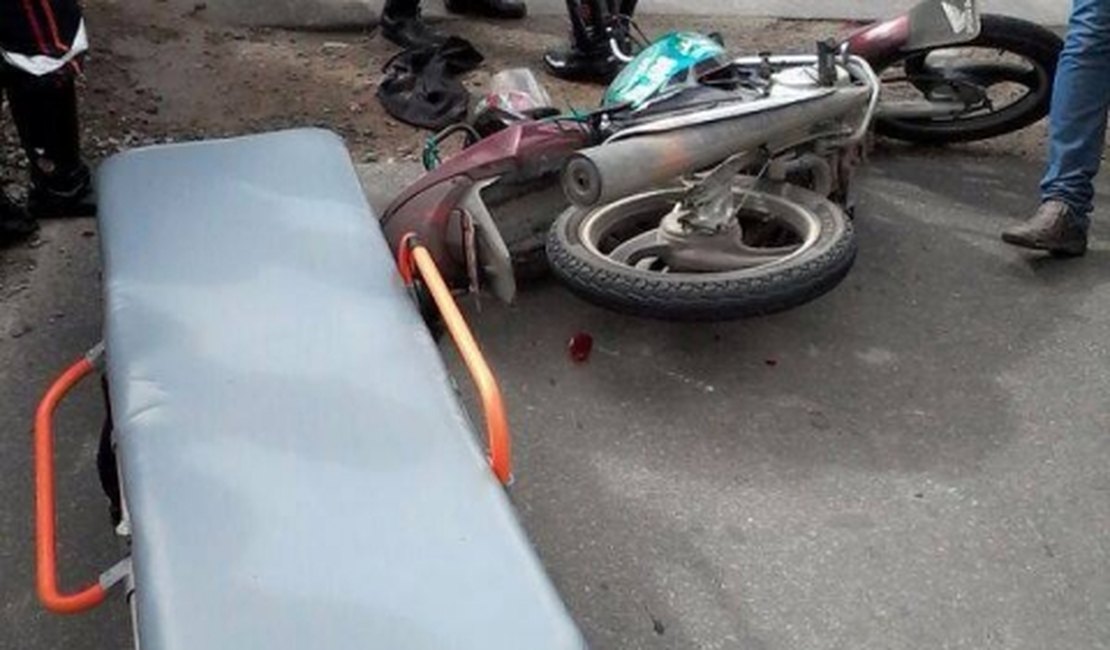 Acidente deixa moto taxista gravemente ferido na AL- 220