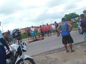 Homem é socorrido em estado grave após ser esfaqueado em trevo de Marechal