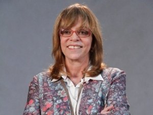 Glória Perez diz que reprises de novelas das 21h à tarde são 'mutiladas'