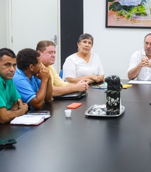 Prefeito Luciano Barbosa fortalece ações conjuntas com o movimento comunitário de Arapiraca