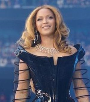 Beyoncé gasta mais de R$ 12 mil em frango frito para festa após show