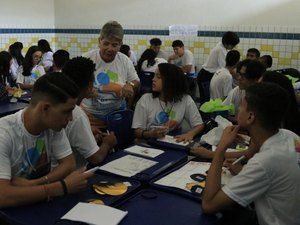  Seduc inicia processo de escuta de alunos da rede estadual para o Novo Ensino Médio 