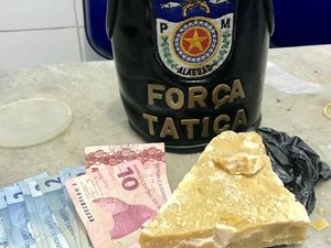 'Aviãozinho' do tráfico é preso durante patrulhamento no bairro do Farol