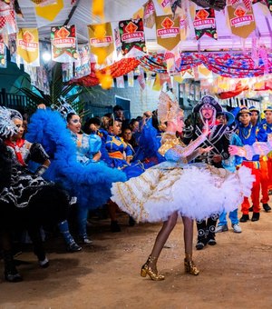 Arapiraca dá início ao maior São João Comunitário do Brasil com espetáculo de tradição e inclusão