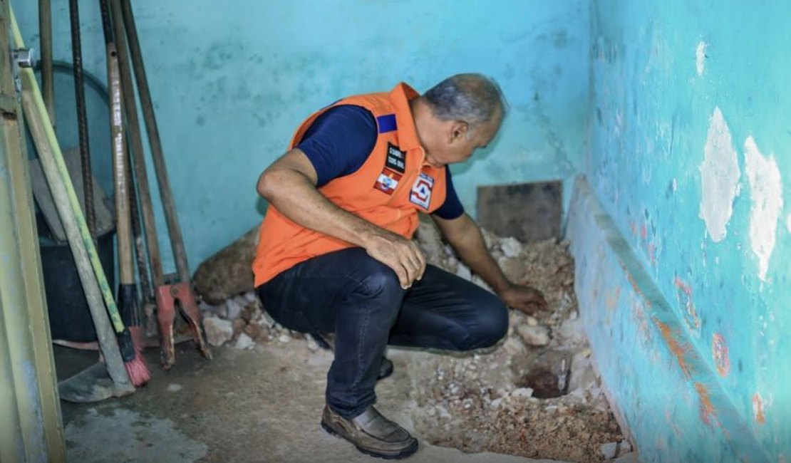 Casas com solo superaquecido na cidade de Penedo são interditadas pela Defesa Civil
