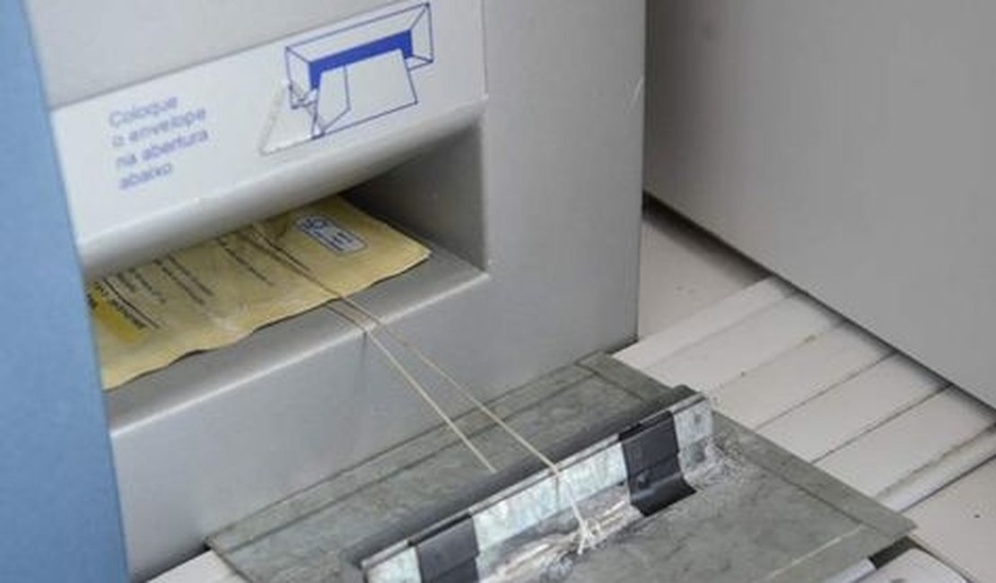 Vigilante encontra golpe na agência da Caixa em Teotônio