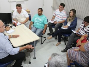 Justiça marca audiência entre professores e prefeitura de Arapiraca