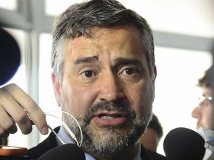 PT entra com ação para anular exoneração de Moro do cargo de juiz