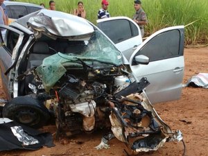 Grave acidente deixa uma mulher morta e dois feridos