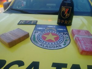 Polícia apreende cerca de dois quilos de cocaína na parte alta de Maceió