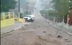 Chuva surpreende moradores de Feira Grande, no Agreste de Alagoas