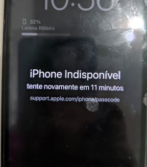 Adolescentes encontram Iphone no calçadão de Arapiraca e entregam à Policia