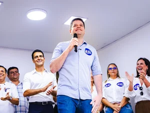 Davi Filho ignora aliança do Republicanos com Renan Filho e sela apoio a JHC
