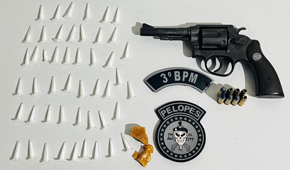 Polícia apreende revólver, cocaína e crack dentro de residência em Arapiraca