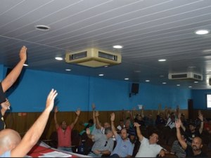 Policiais civis decidem por greve de 24 horas nesta terça-feira