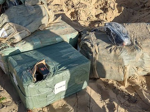 Carga de equipamentos eletrônicos é apreendida pela polícia em balsa na Foz do Velho Chico