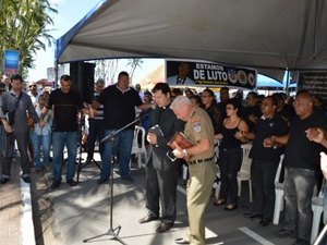 Homenagem ao sargento Dietmarx é marcada pela emoção na orla de Maceió