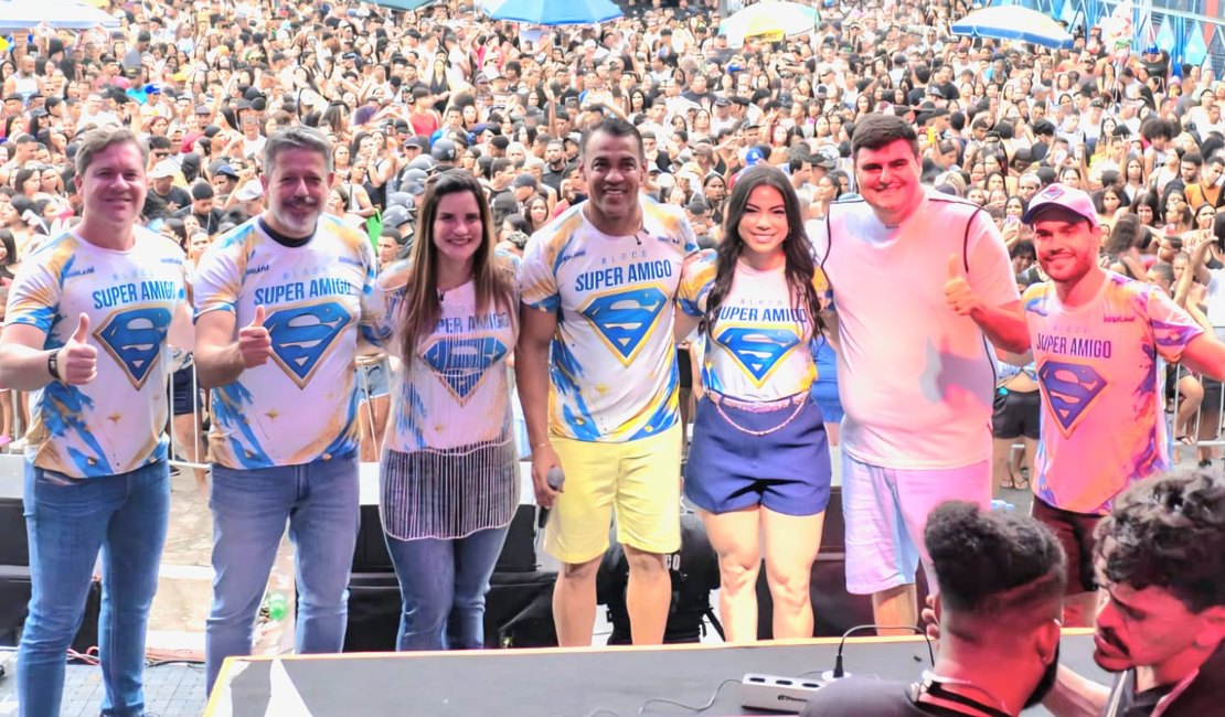 Arthur Lira destaca trabalho por mais de seis mil moradias no aniversário do Benedito Bentes