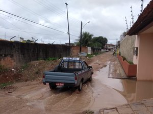 [Vídeo] Prefeitura busca recursos para pavimentação de rua no Tabuleiro do Martins