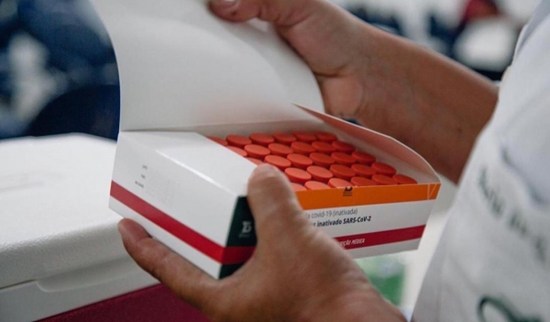 Alagoas já recebeu 479,8 mil doses de vacinas contra a Covid-19
