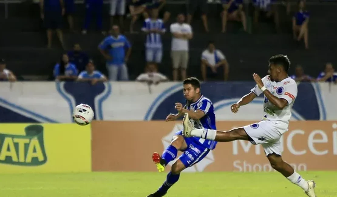 Osvaldo fala sobre momento no CSA e exalta gol marcado contra o Cruzeiro