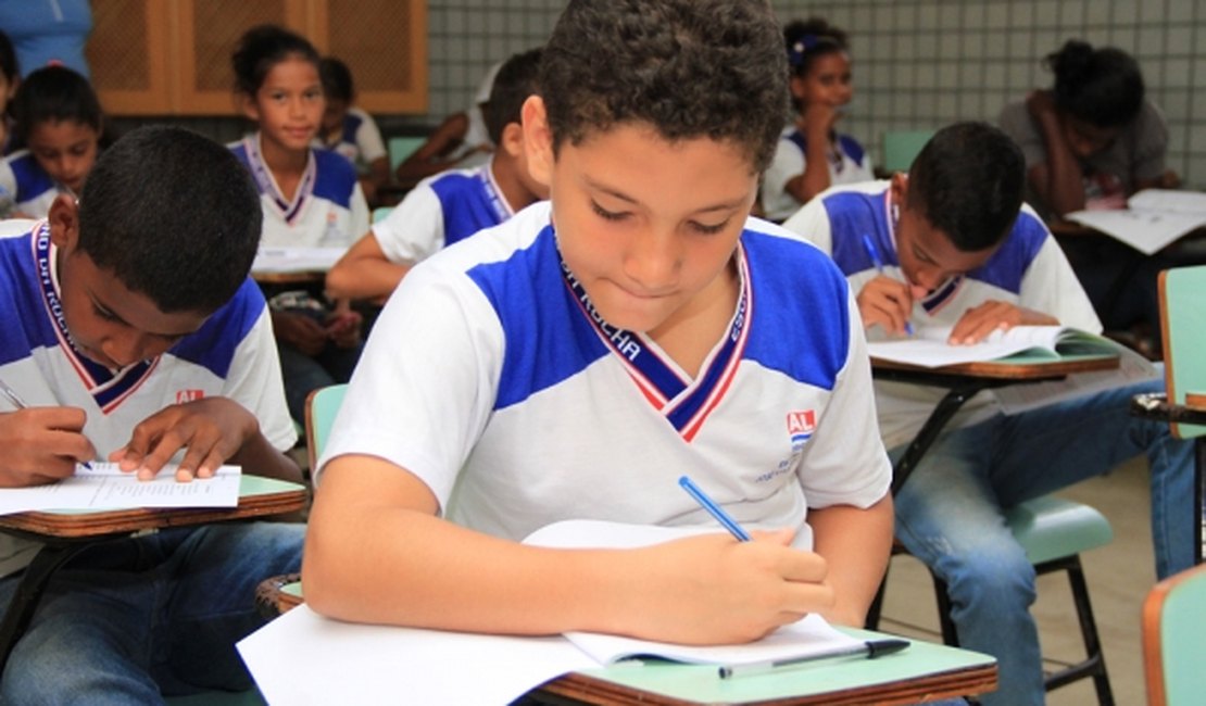 Mais de 108 mil estudantes da rede pública de ensino farão a Prova Alagoas