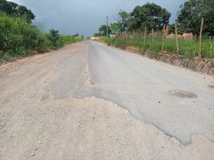 [Vídeo] População cobra da prefeitura de Arapiraca conclusão do asfalto da estrada do Cangandu e Varginha