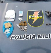 PM apreende drogas, arma e prende suspeito durante operação em Rio Largo